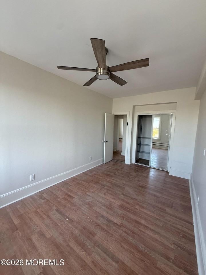 201 Lareine Ave #503 - Photo 7 of 10