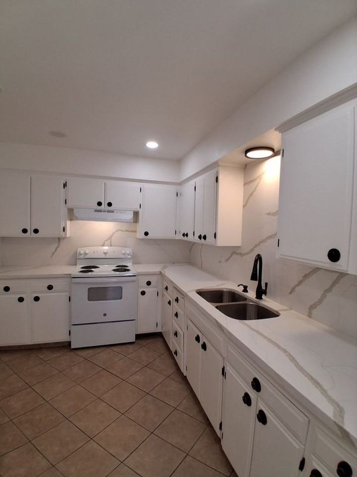 4724 W Ashlan Ave - Photo 5 of 22