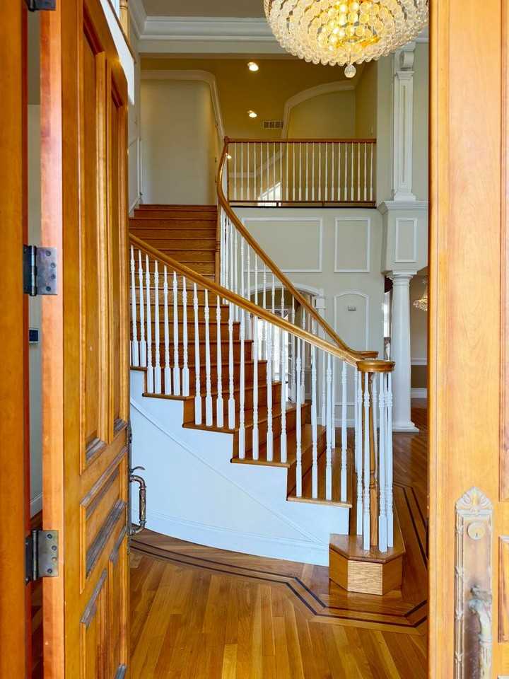 738 Palmera Ct - Photo 3 of 50