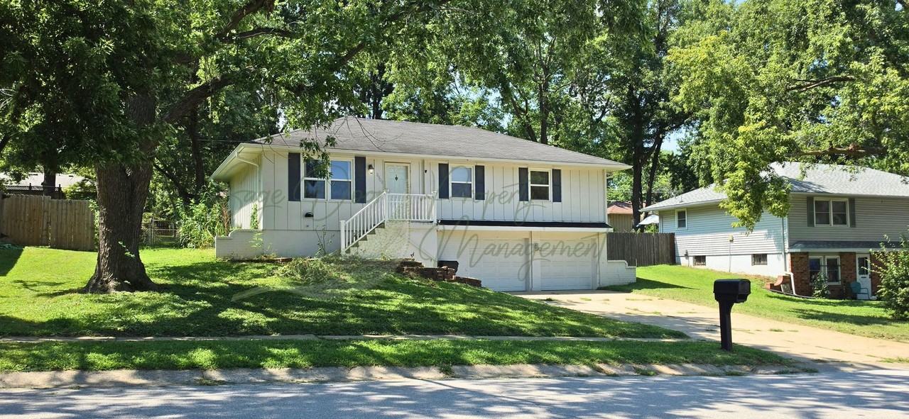 3908 S Crackerneck Rd - Photo 2 of 42