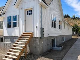 featured image of 651 N Johnson Ave