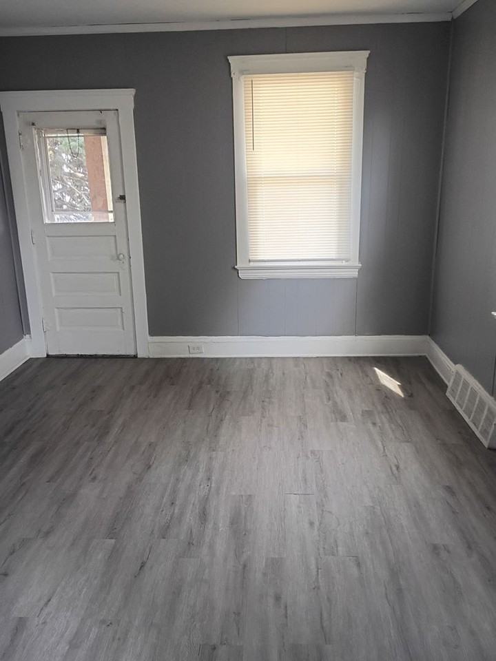 3736 W 13th St #3 - Photo 3 of 13