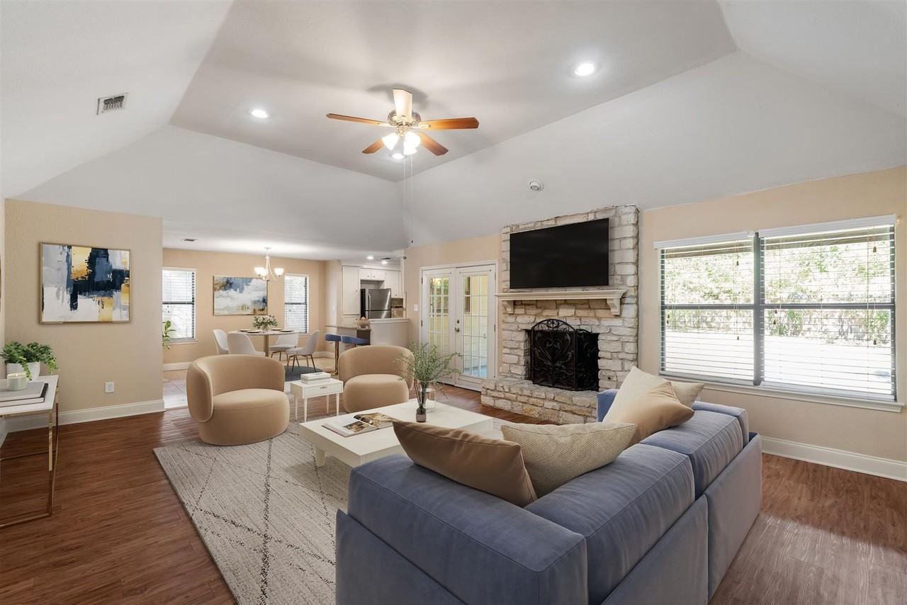 4906 Tannehill Ln - Photo 3 of 33