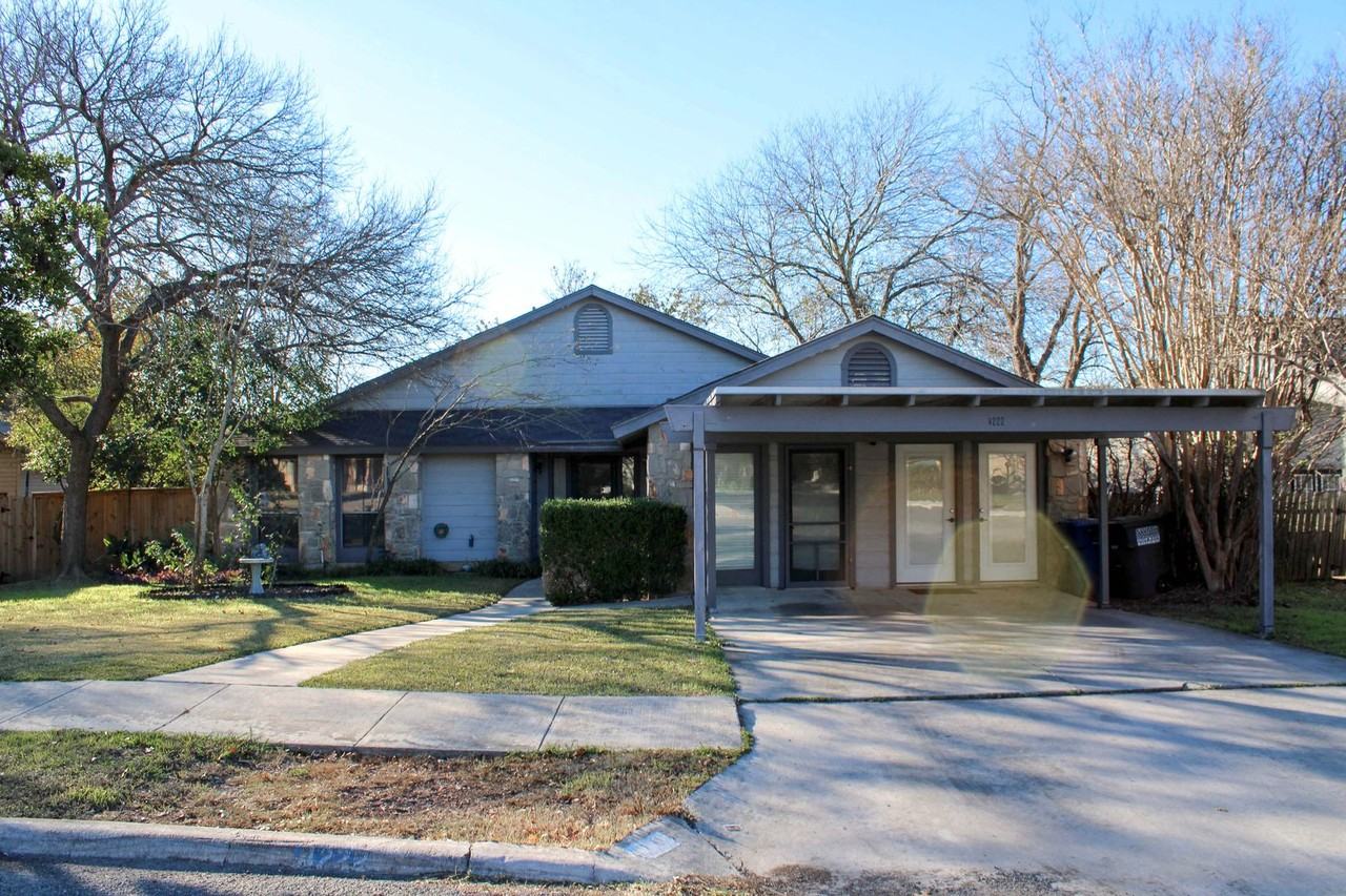 4222 Clear Lake Dr - Photo 4 of 33