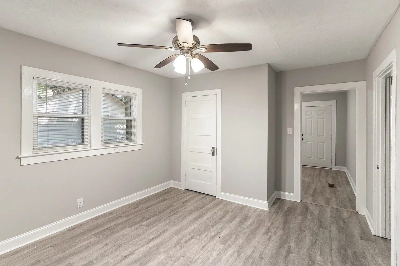 2813 Royal St #1 - Photo 6 of 18