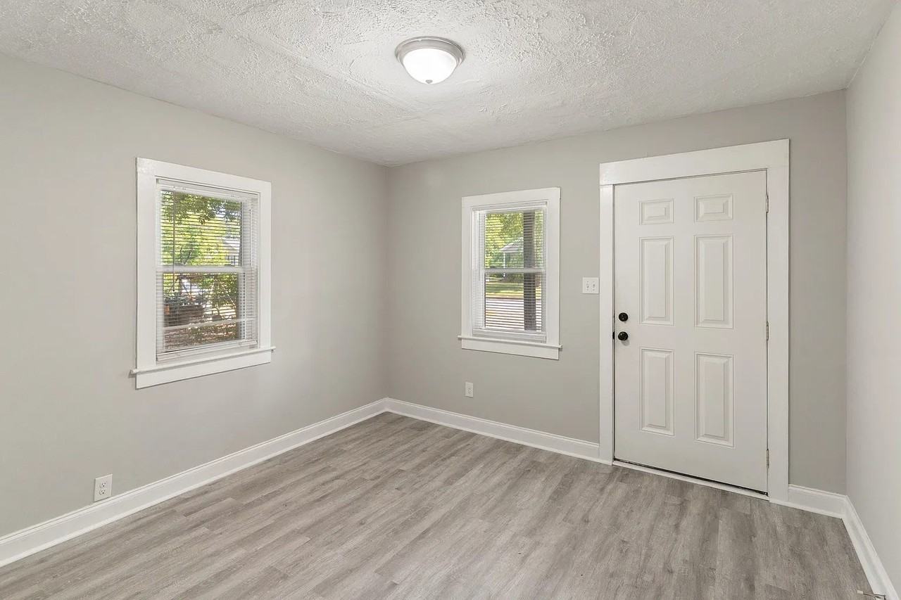 2813 Royal St #1 - Photo 7 of 18