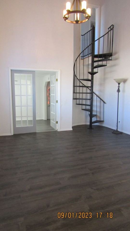 6414 Nw Birch Ave - Photo 3 of 45