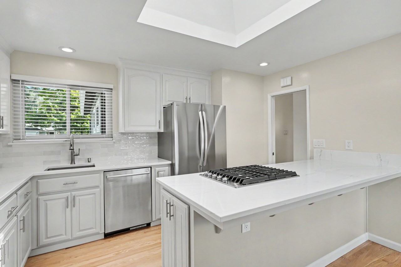 662 Mccarty Ave #1 - Photo 6 of 43