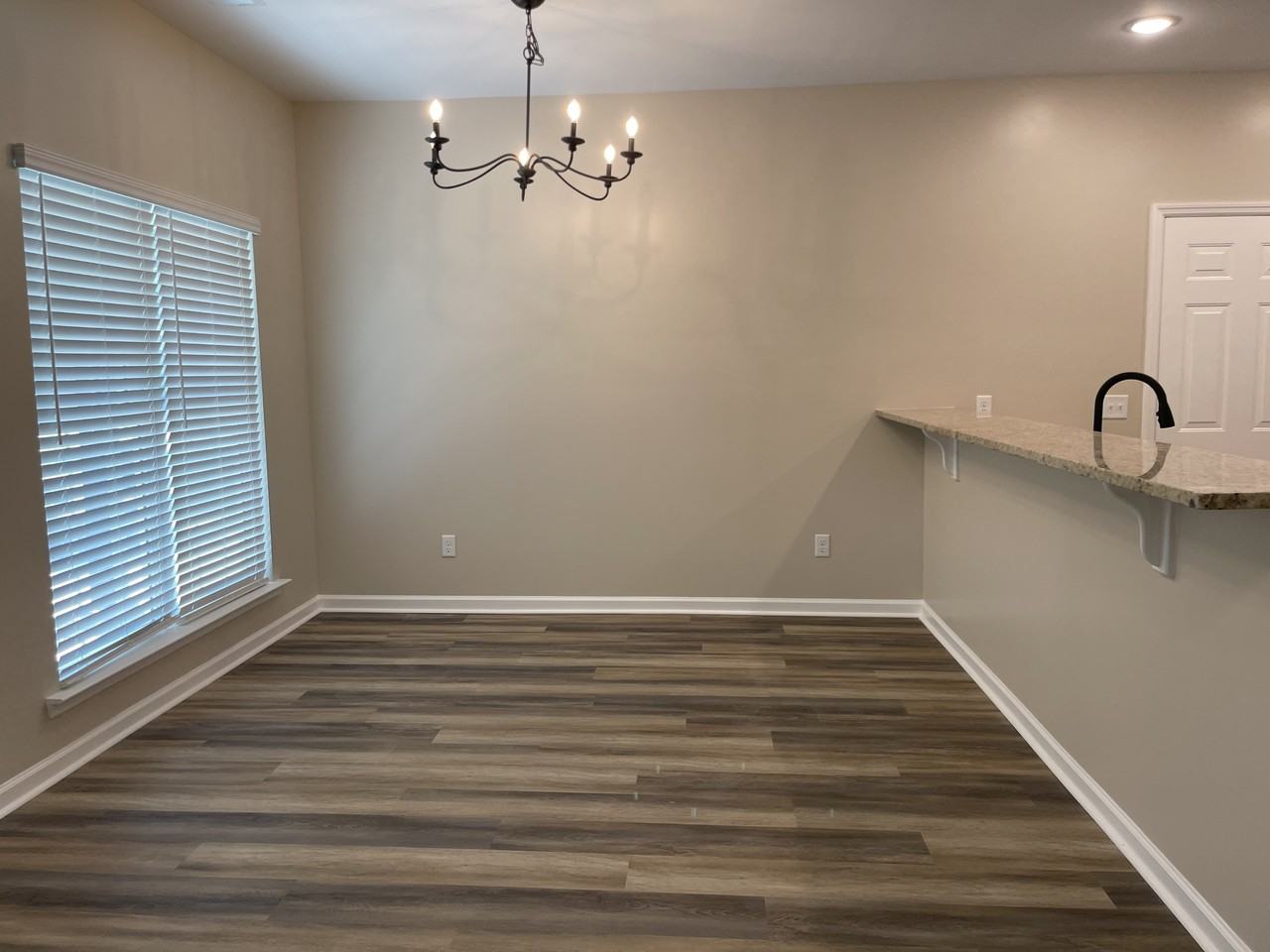 503 Lecounte St - Photo 5 of 13