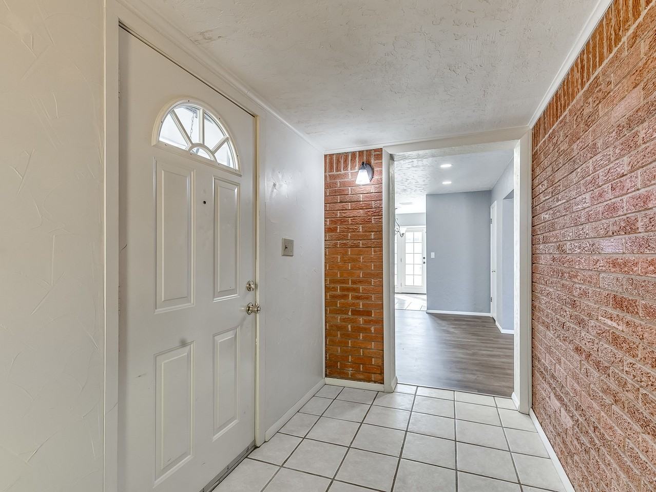316 W Bass Ave #1 - Photo 5 of 35