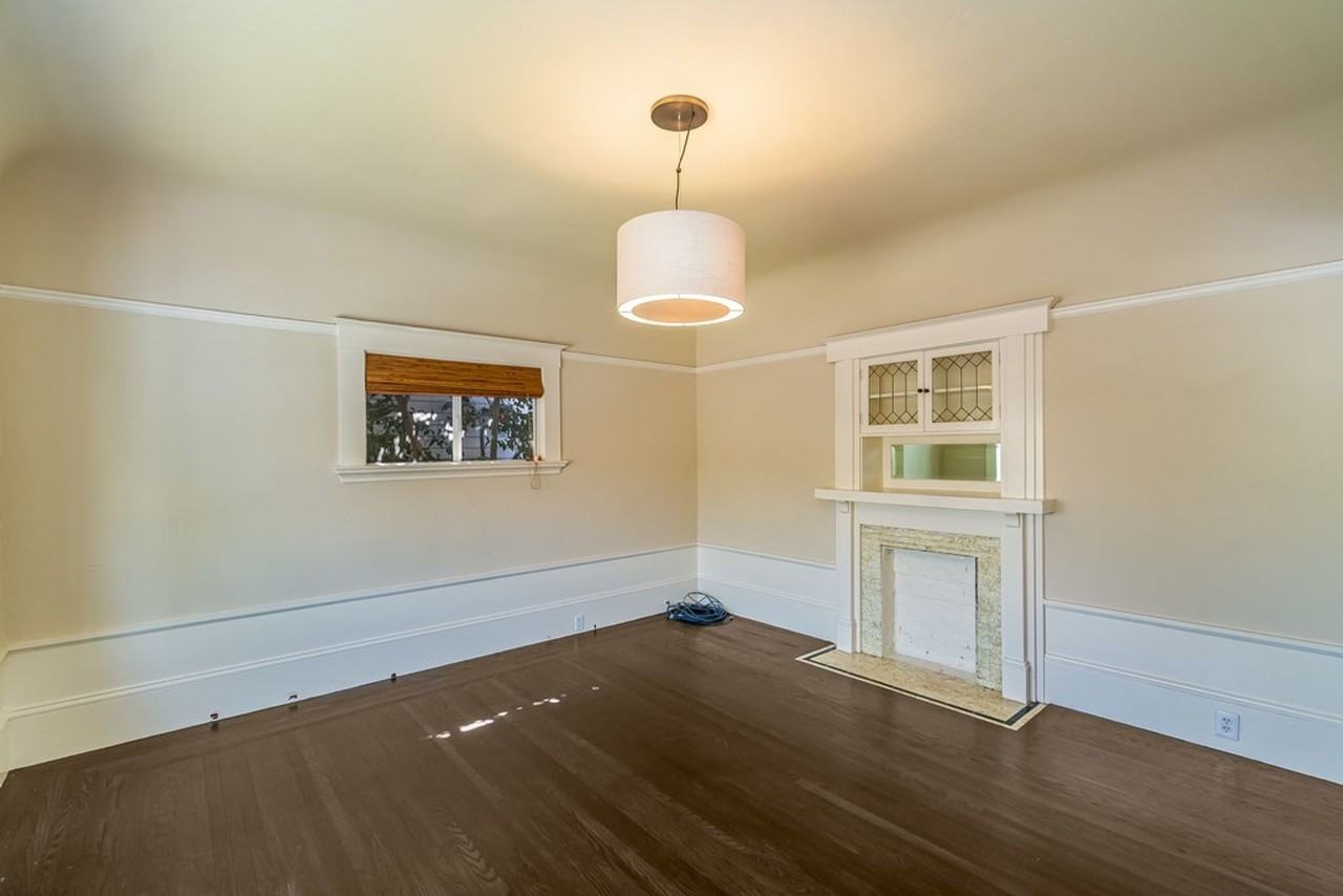 1225 Pearl St - Photo 4 of 15