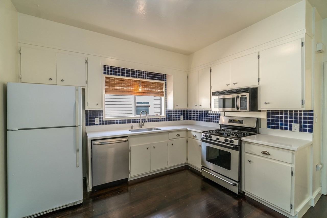 1225 Pearl St - Photo 6 of 15