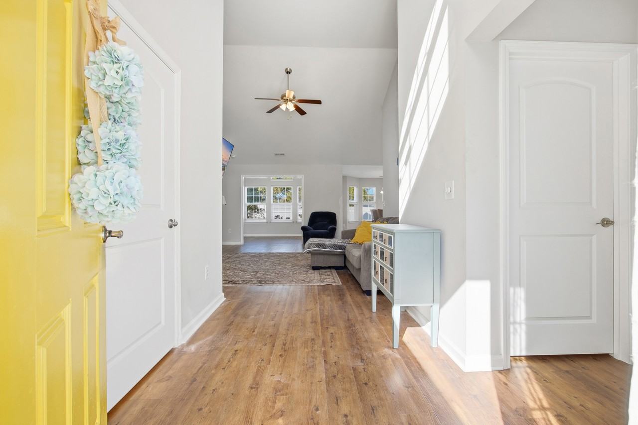 82 Palmetto Green Dr #1 - Photo 5 of 46