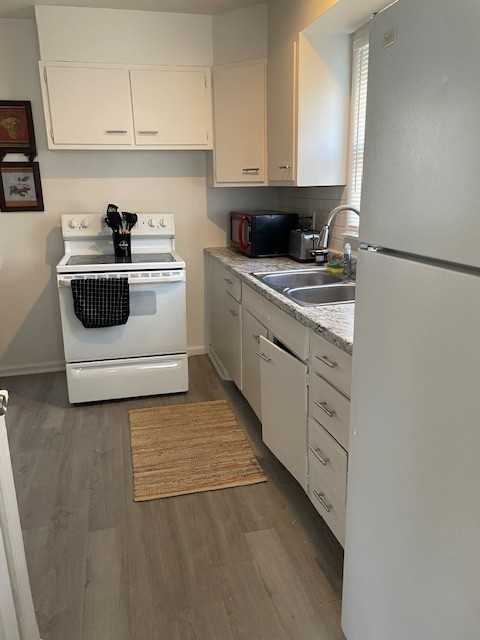 2202 S Cedar Ave #1 - Photo 7 of 11