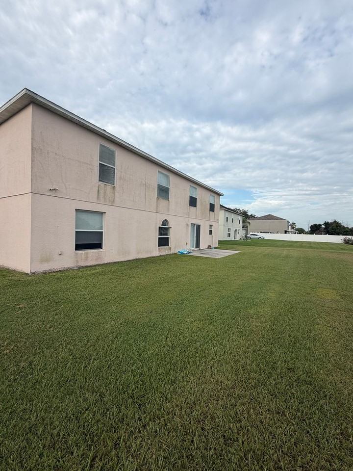 2410 Great Harbor Dr - Photo 3 of 39