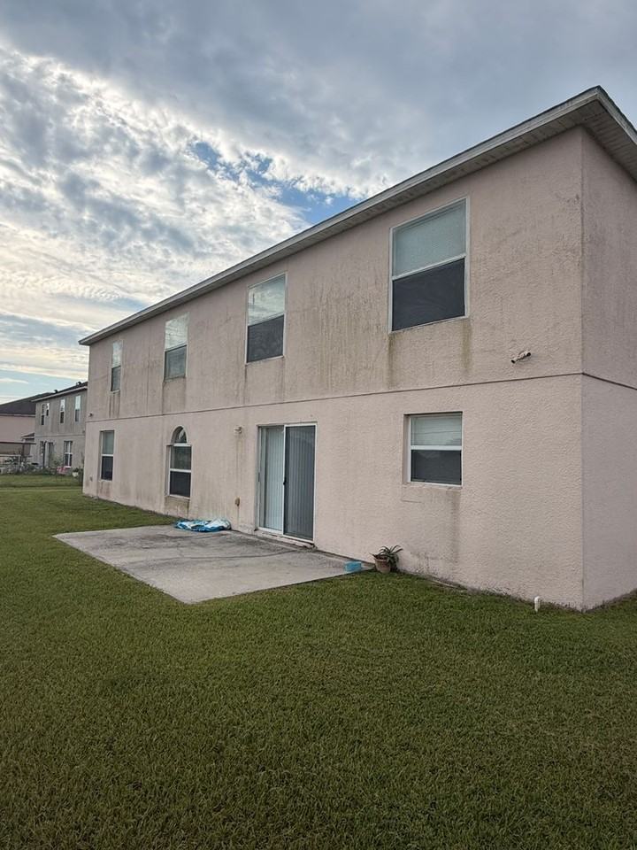 2410 Great Harbor Dr - Photo 4 of 39