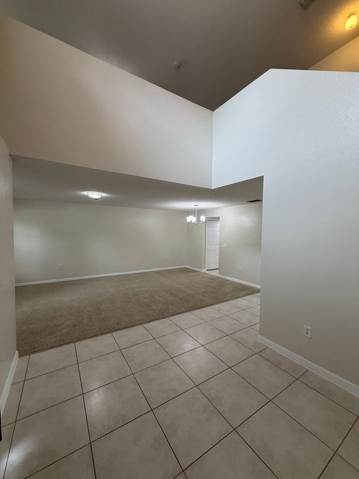 2410 Great Harbor Dr - Photo 6 of 39