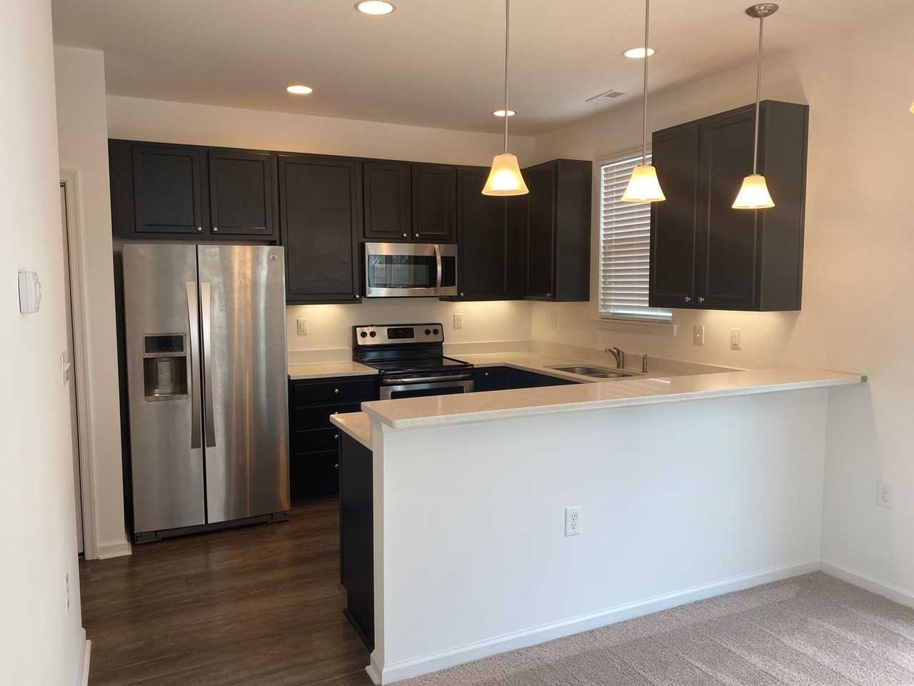 1628 Brimington Ln - Photo 5 of 28