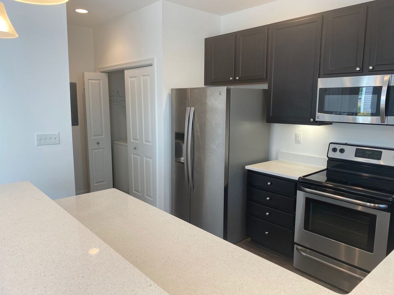 1628 Brimington Ln - Photo 6 of 28