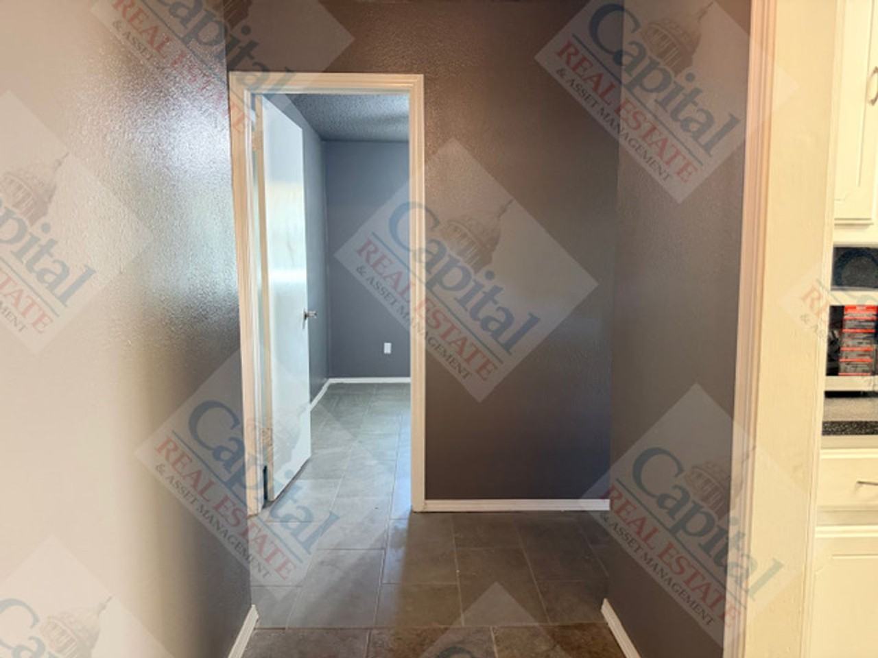 804 Ranchoak Dr - Photo 4 of 42