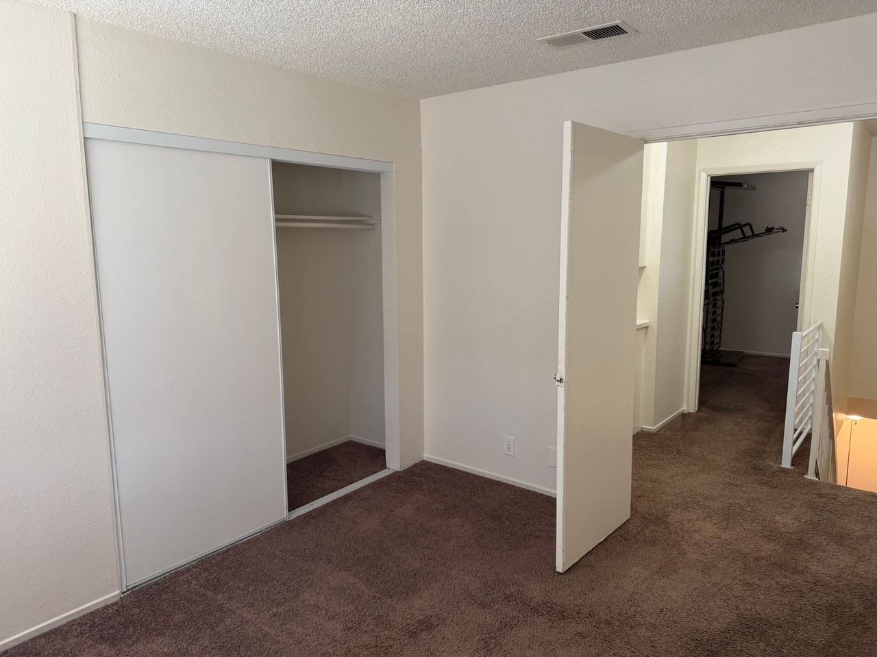 3523 Mercury St #D - Photo 4 of 11