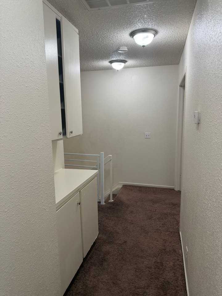 3523 Mercury St #D - Photo 7 of 11