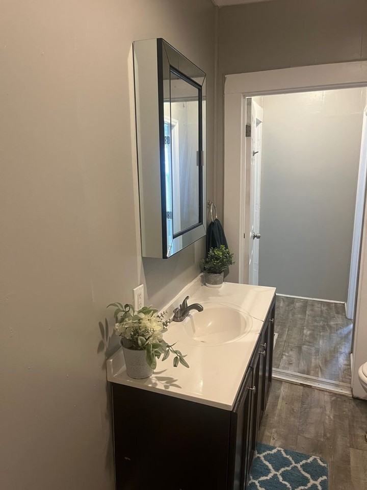 278 Dixon Cir - Photo 4 of 10