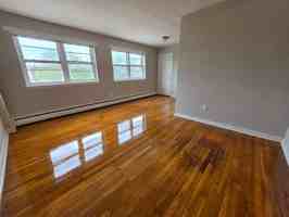 featured image of 4811 Minnesota Ave Ne
