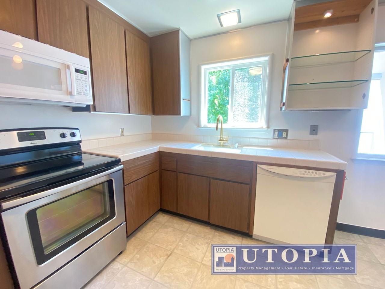 112 Canfield Ave #C - Photo 6 of 23