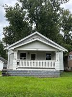 featured image of 1102 W Mcclure Ave