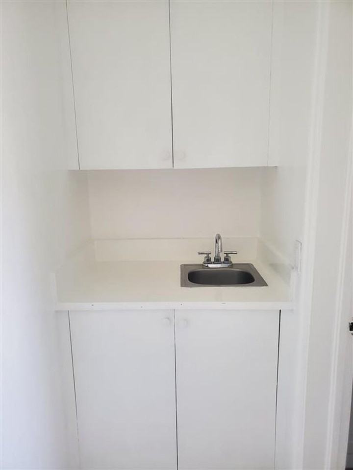 965 Biarritz Dr - Photo 5 of 8