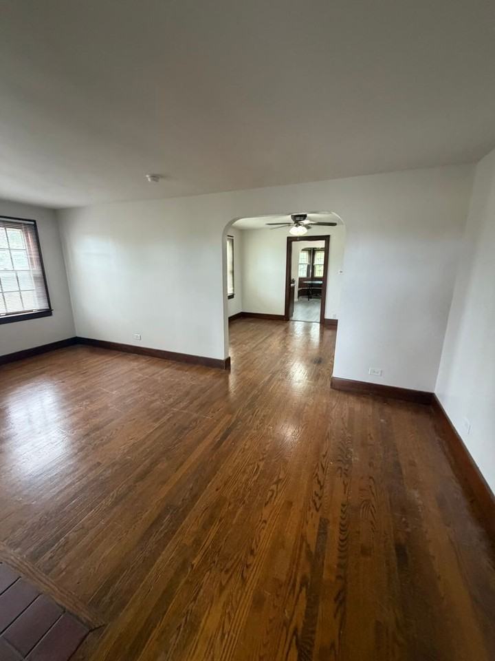 7527 Morgan Rd - Photo 5 of 18
