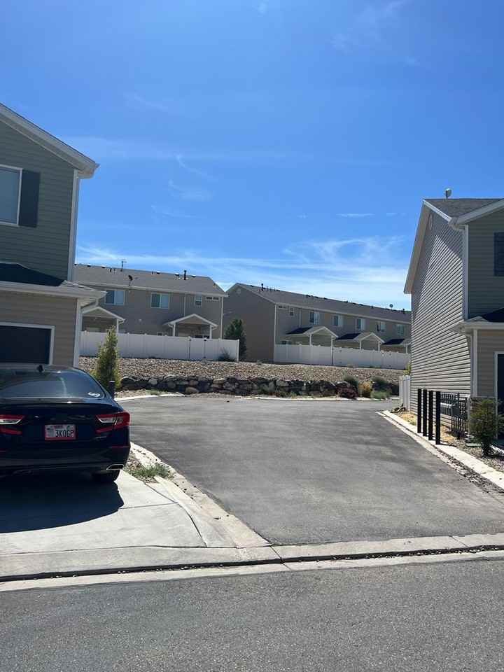 3056 N 225 E - Photo 3 of 19