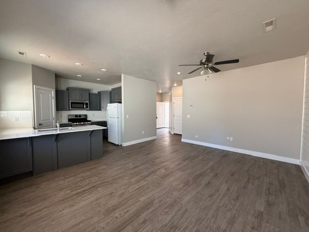 3056 N 225 E - Photo 6 of 19