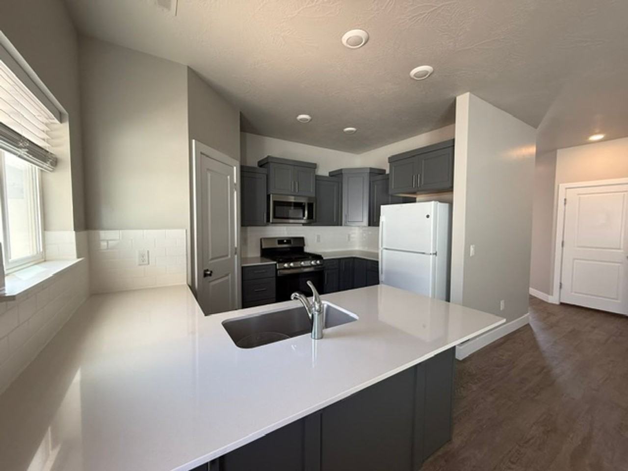 3056 N 225 E - Photo 7 of 19