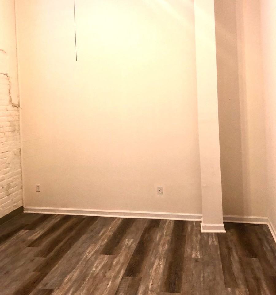 142 Gadsden St - Photo 6 of 13