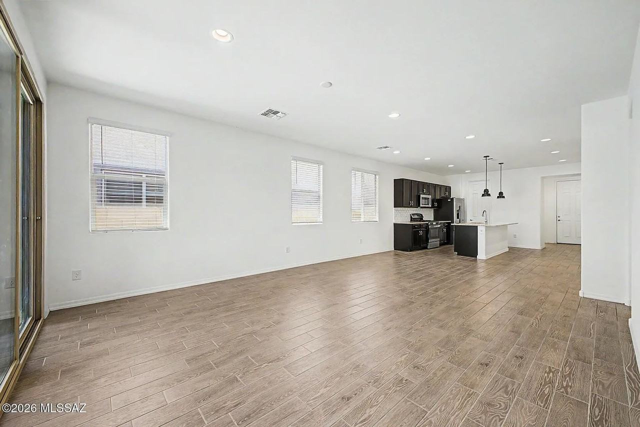 12818 N Dutch Dr - Photo 4 of 23