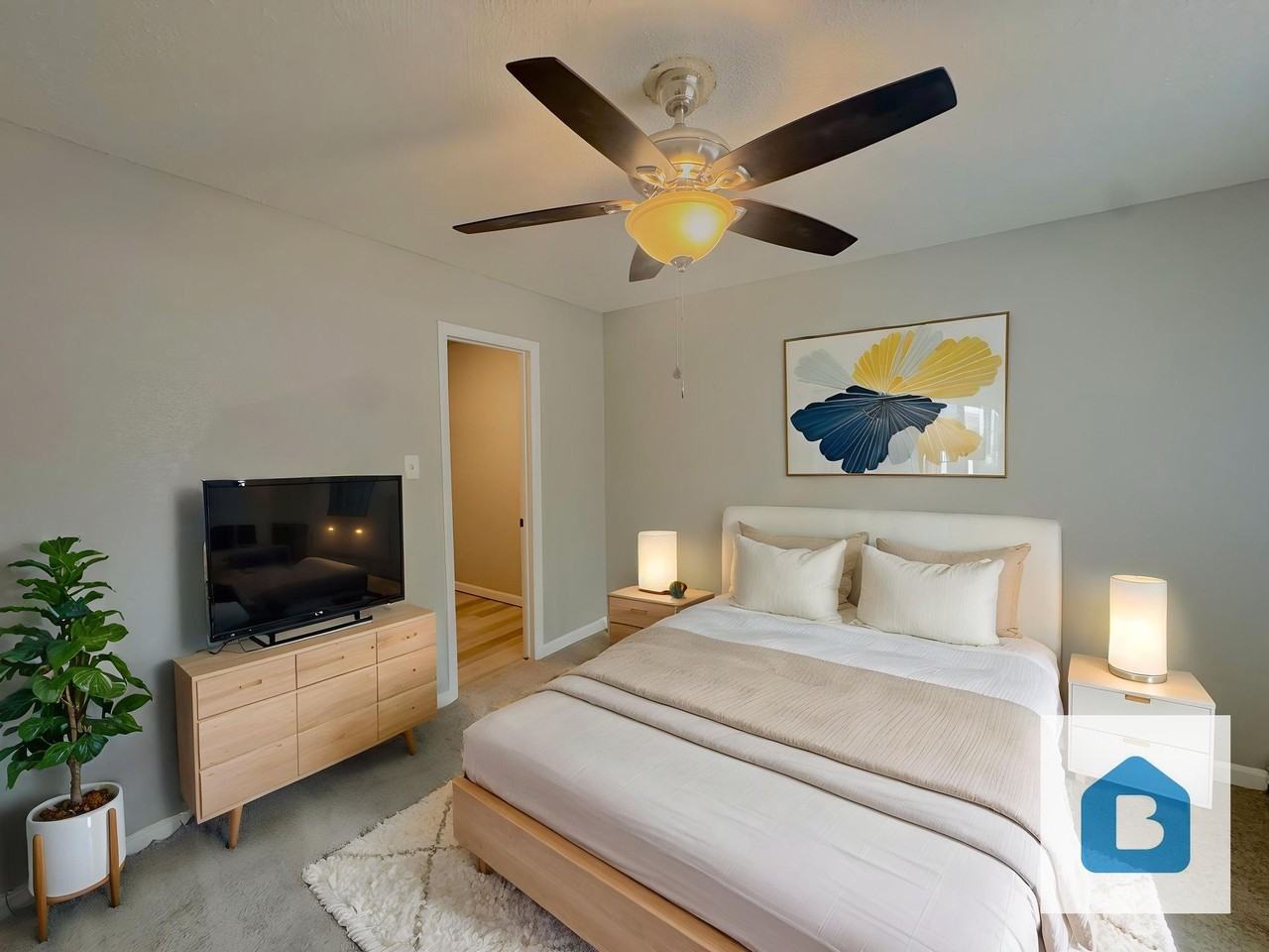 Pinewood Apartments - Photo 5 of 7