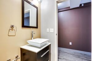 featured image of 501 W Franklin St