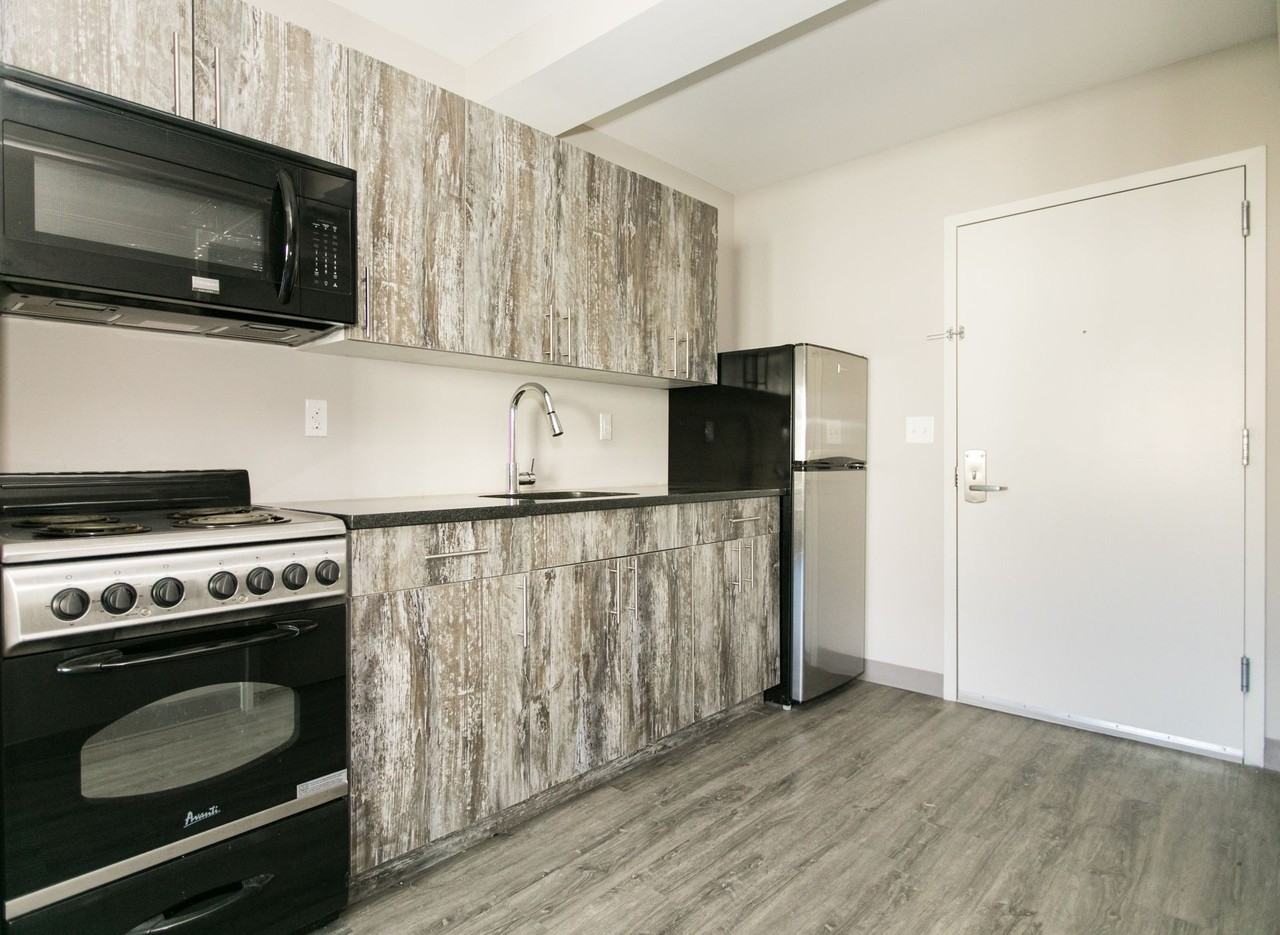 The 501 Apartments - Photo 5 of 10
