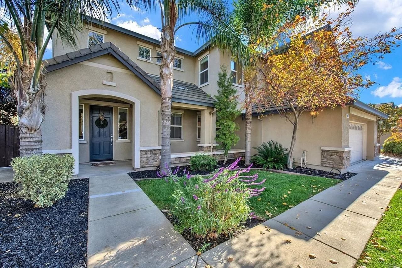 107 Brighton Cir - Photo 6 of 50