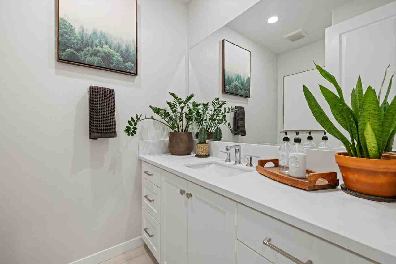 27233 Red Willow Ct - Photo 3 of 50