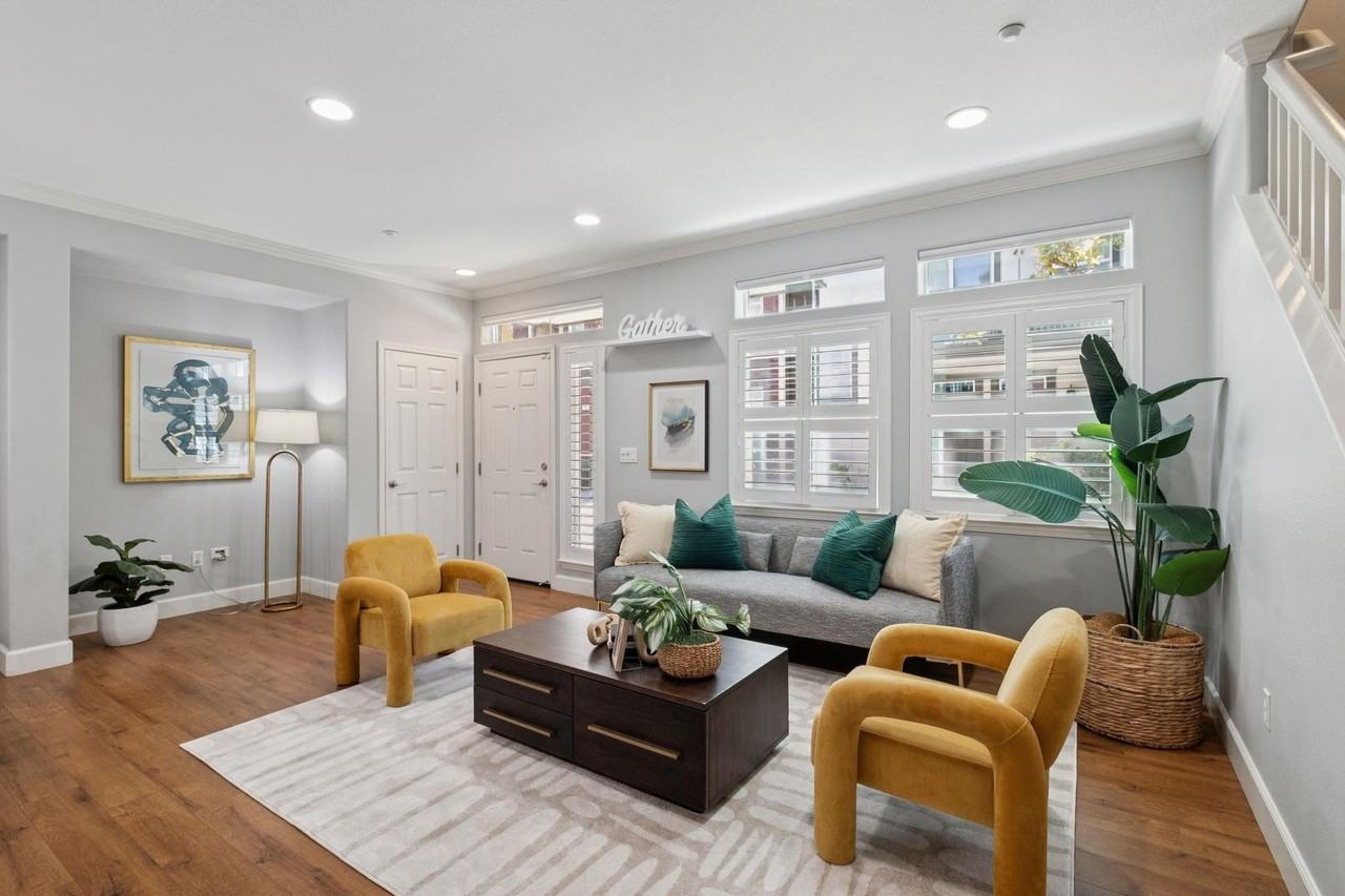 337 Bautista Pl - Photo 2 of 17