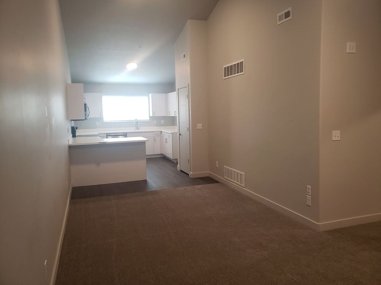 675 675 South 100 West A304 Springville, UT 84663 - Photo 2 of 8