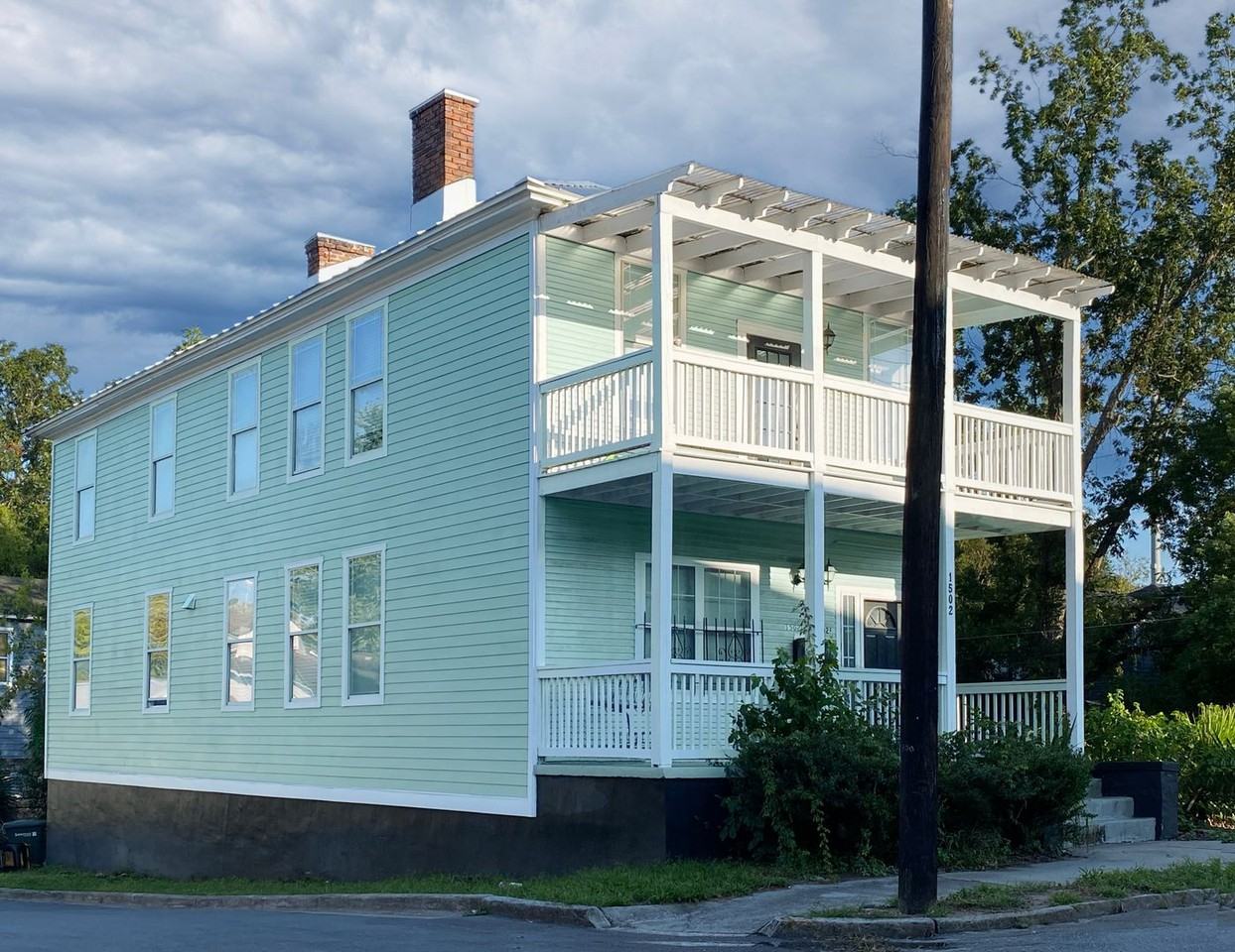 1502 Price St #B - Photo 2 of 8