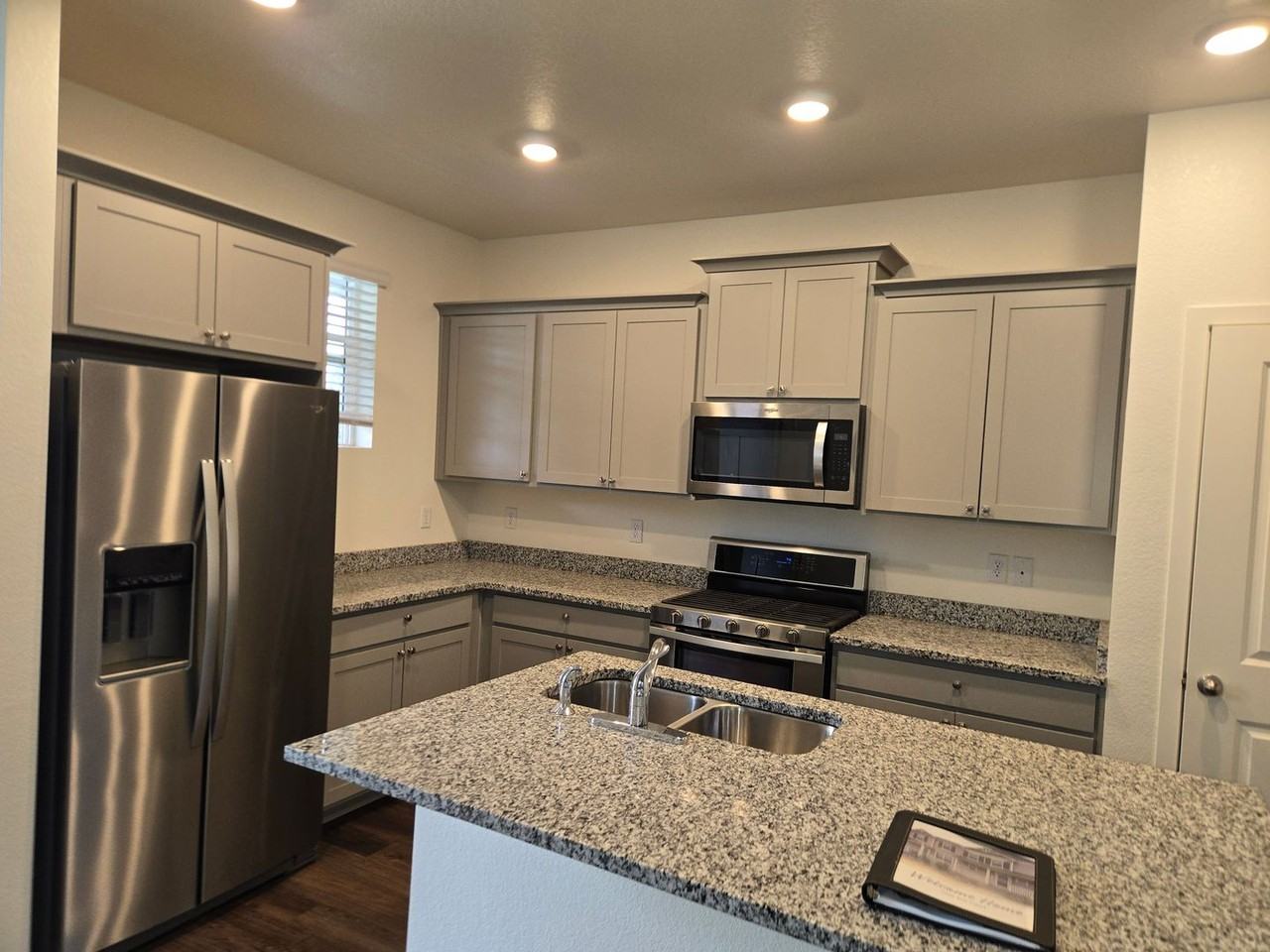 7020 Kali Ct - Photo 3 of 21