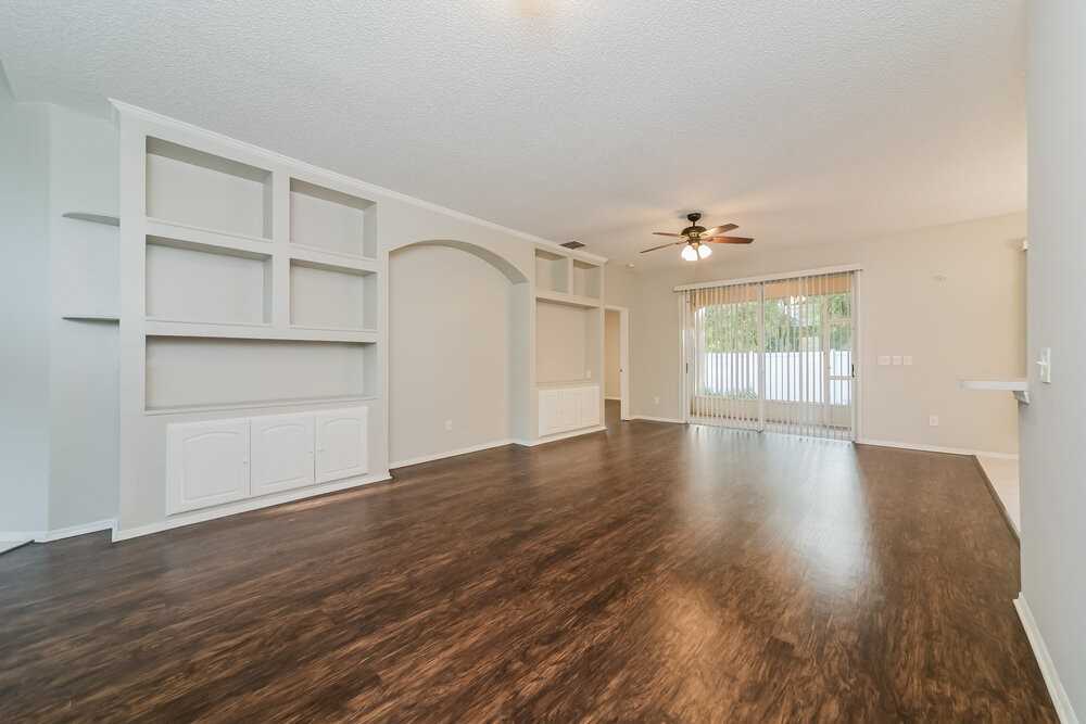 1136 Cherry Valley Way - Photo 4 of 16