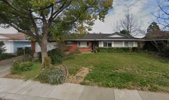 featured image of 8945 Plaza Park Dr