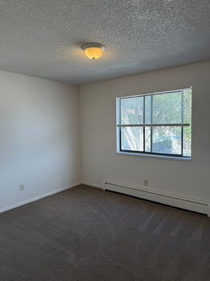 460 Topaz Dr #C - Photo 7 of 15