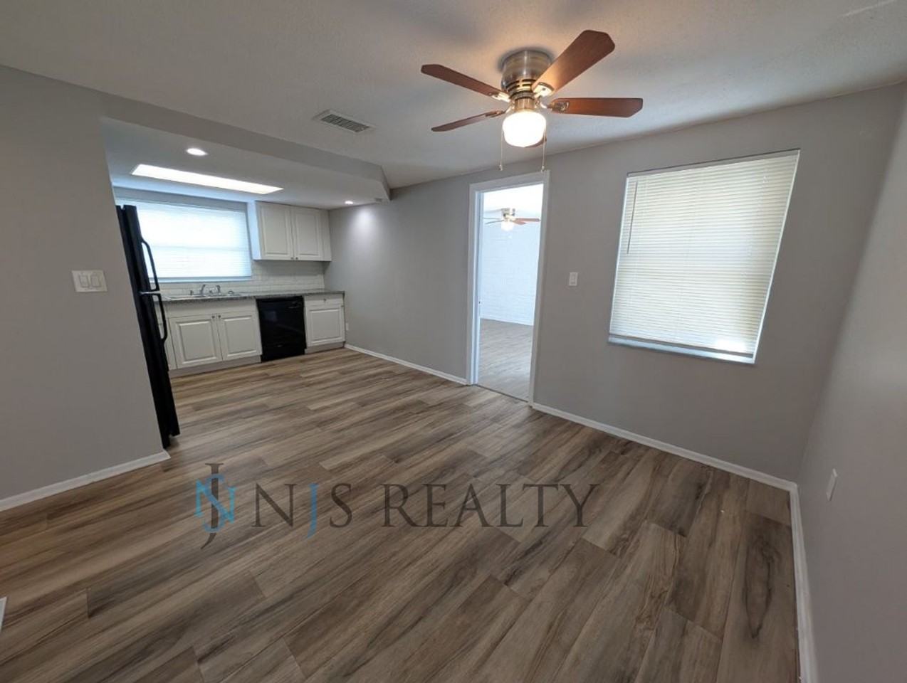 1203 Maybury Dr - Photo 6 of 18